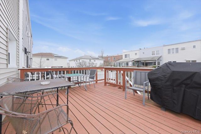 192 Huntington Avenue, Bronx, NY 10465