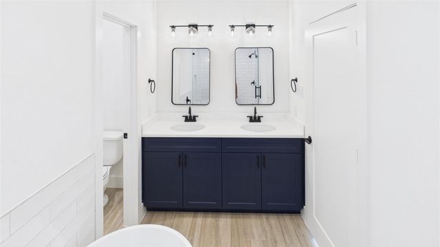 9605 Valeca Drive, Houston, TX 77075