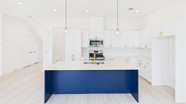 9605 Valeca Drive, Houston, TX 77075