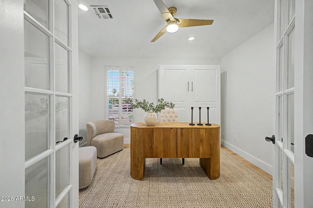 Image 25 of property listing at 8861 E PERSHING Avenue, Scottsdale, AZ 85260