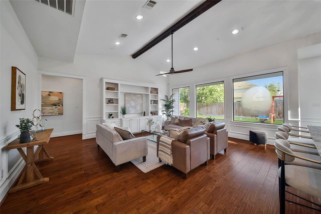 1236 Chamboard Lane, Houston, TX 77018
