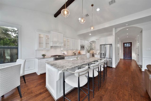 1236 Chamboard Lane, Houston, TX 77018