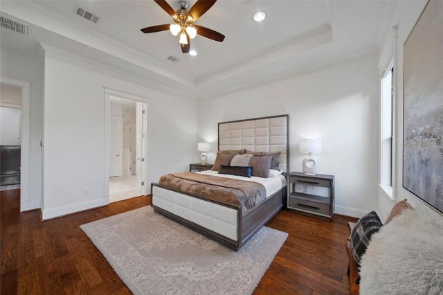 1236 Chamboard Lane, Houston, TX 77018