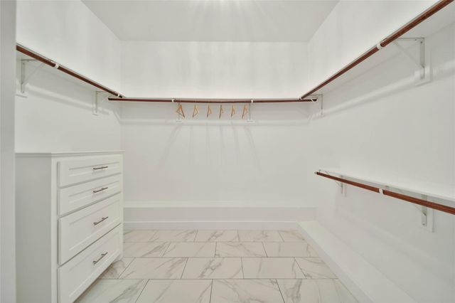 1236 Chamboard Lane, Houston, TX 77018