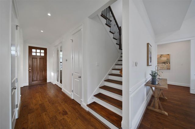 1236 Chamboard Lane, Houston, TX 77018