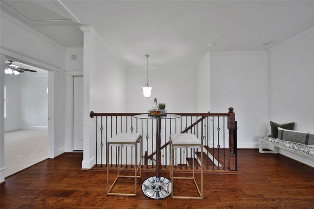 1236 Chamboard Lane, Houston, TX 77018