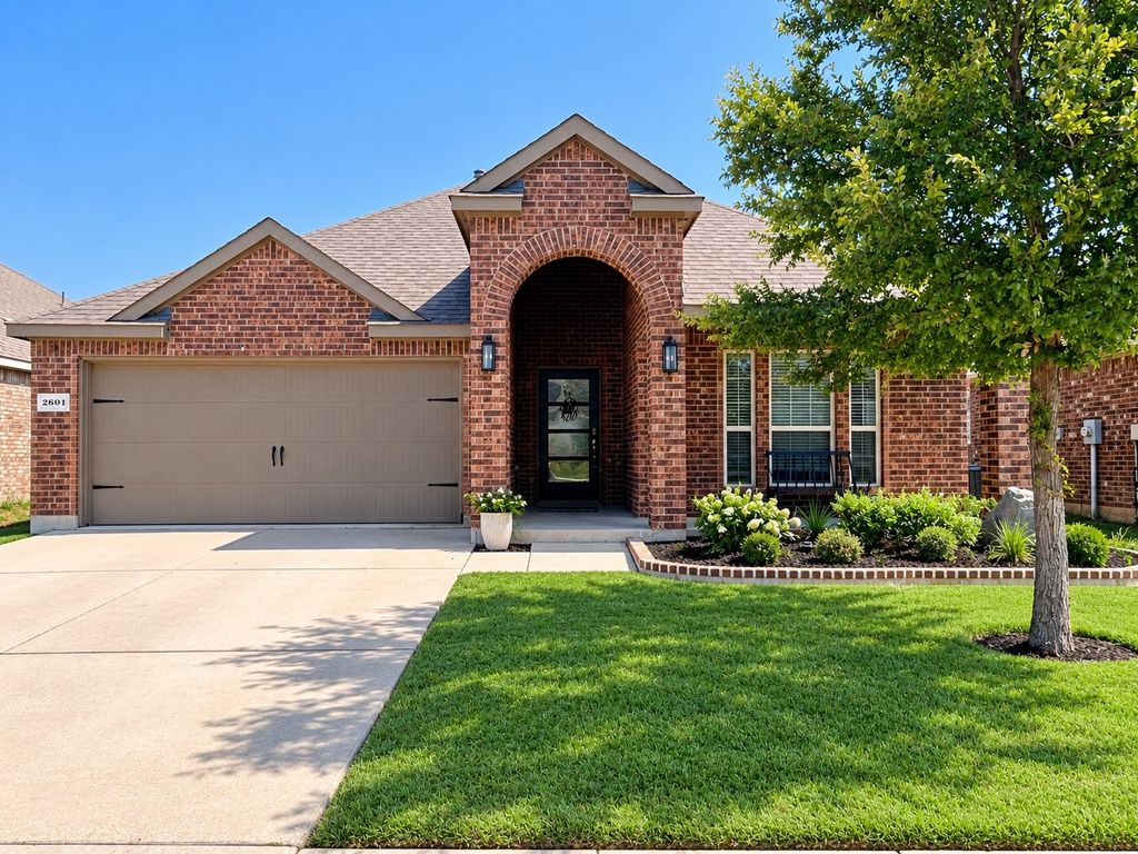 2804 Ainsworth Road, Aubrey, TX 76227 — exterior