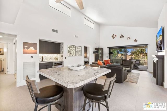 48646 Wolfberry Court, Palm Desert, CA 92260