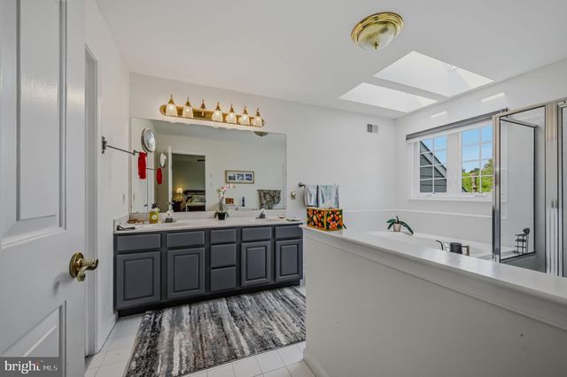 405 W VILLAGE LN, Chadds Ford, PA 19317
