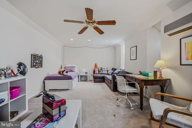 405 W VILLAGE LN, Chadds Ford, PA 19317