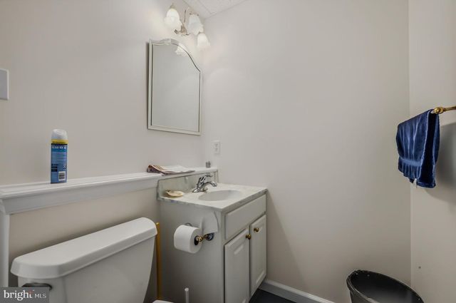 405 W VILLAGE LN, Chadds Ford, PA 19317