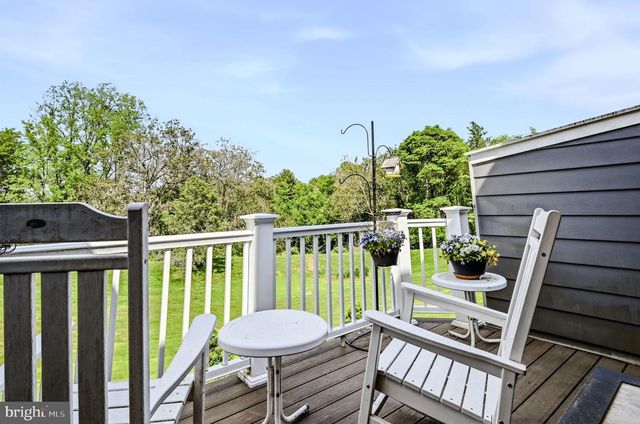 405 W VILLAGE LN, Chadds Ford, PA 19317