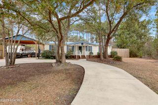 102 Robin Court, Hampstead, NC 28443