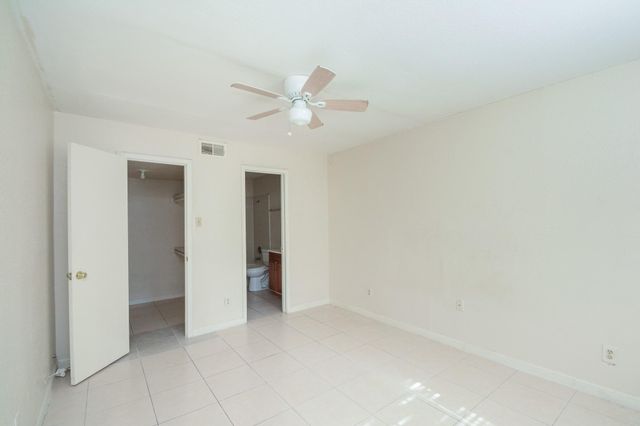 9700 Leawood Boulevard 1601, Houston, TX 77099