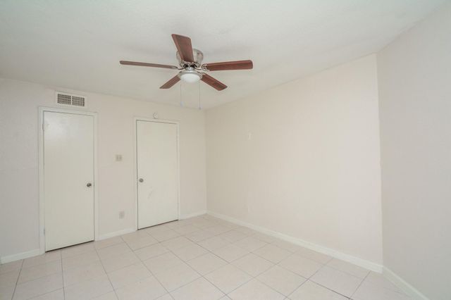 9700 Leawood Boulevard 1601, Houston, TX 77099