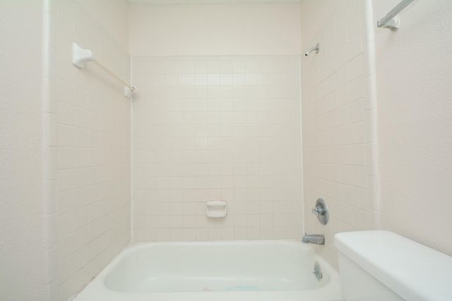 9700 Leawood Boulevard 1601, Houston, TX 77099