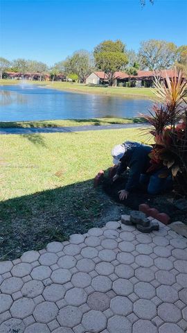 1025 Green Pine Blvd B, West Palm Beach, FL 33409