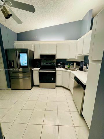 1025 Green Pine Blvd B, West Palm Beach, FL 33409