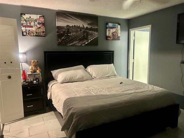 1025 Green Pine Blvd B, West Palm Beach, FL 33409