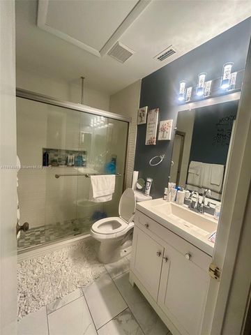 1025 Green Pine Blvd B, West Palm Beach, FL 33409