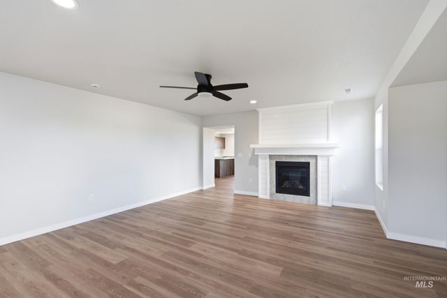 1789 Gyrfalcon St, Middleton, ID 83644