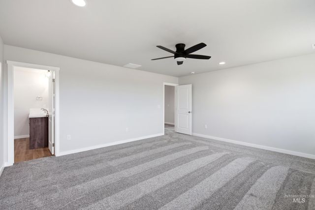 1789 Gyrfalcon St, Middleton, ID 83644