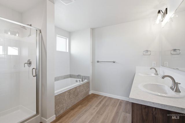 1789 Gyrfalcon St, Middleton, ID 83644