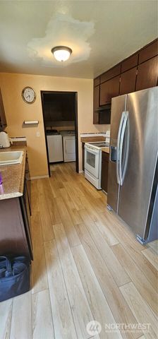 9215 S G Street, Tacoma, WA 98444