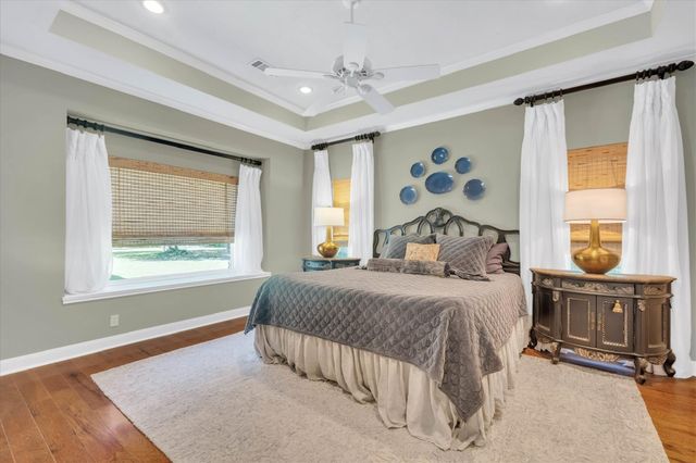 2326 Timberknob Court, Magnolia, TX 77355