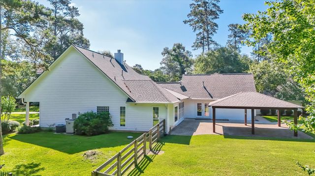 2326 Timberknob Court, Magnolia, TX 77355