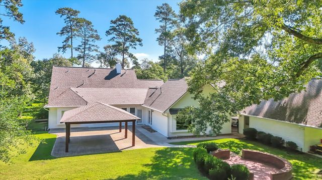 2326 Timberknob Court, Magnolia, TX 77355