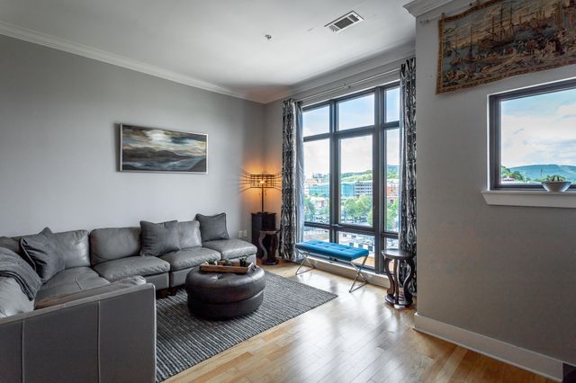 129 Walnut Street 132, Chattanooga, TN 37403