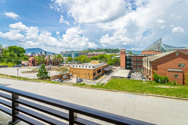 129 Walnut Street 132, Chattanooga, TN 37403