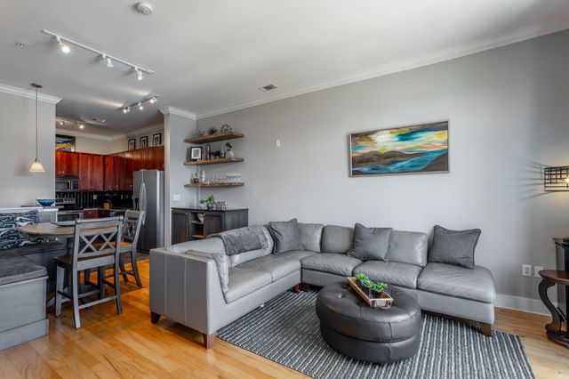 129 Walnut Street 132, Chattanooga, TN 37403