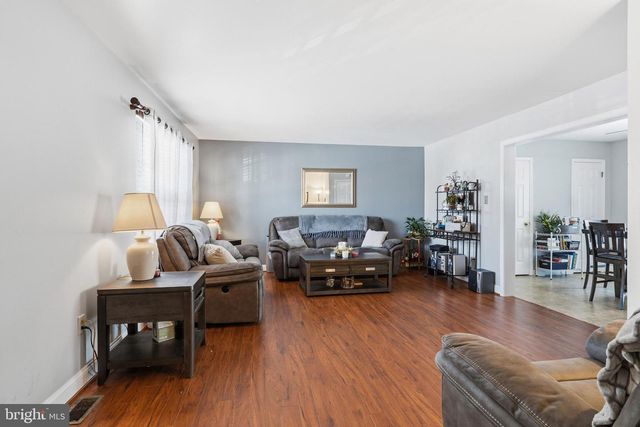 33 PEPPERWOOD LN, Bear, DE 19701