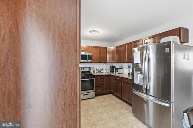 33 PEPPERWOOD LN, Bear, DE 19701