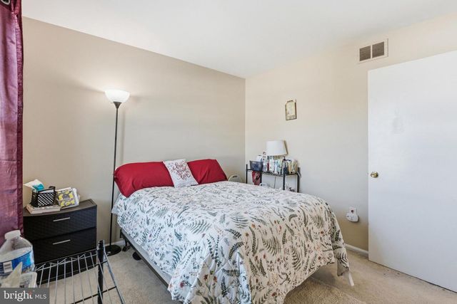 33 PEPPERWOOD LN, Bear, DE 19701