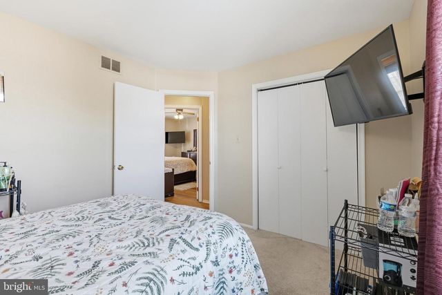 33 PEPPERWOOD LN, Bear, DE 19701