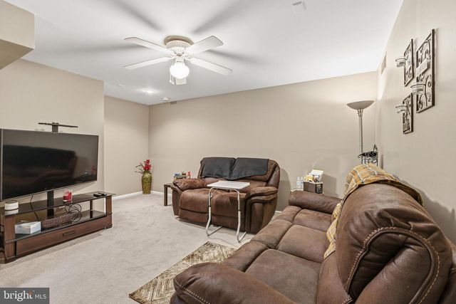 33 PEPPERWOOD LN, Bear, DE 19701