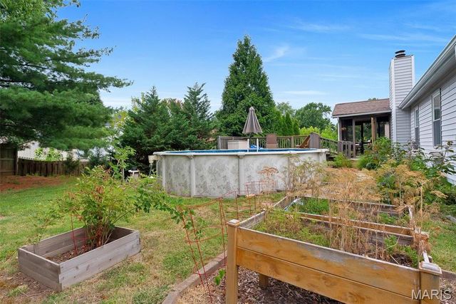 2 Shadowood Court, St Peters, MO 63376