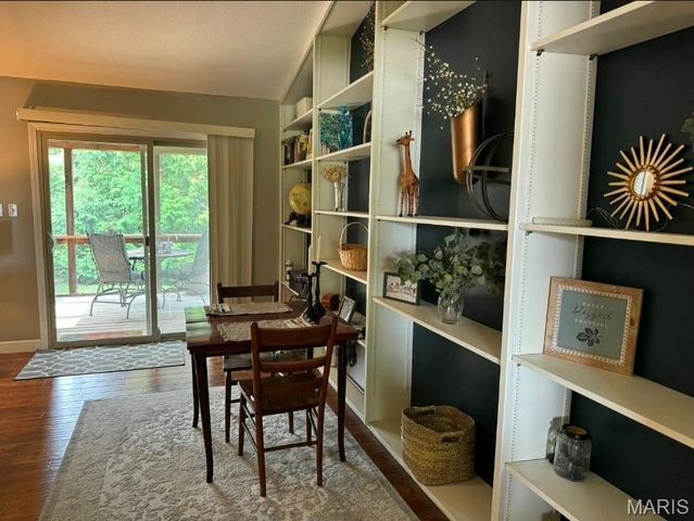 2 Shadowood Court, St Peters, MO 63376