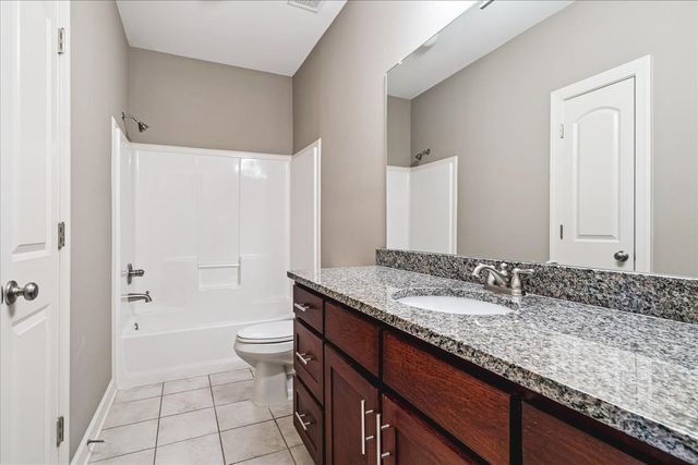 356 DOGWOOD VALLEY DR, Collierville, TN 38017