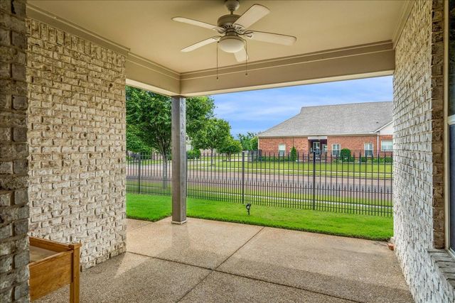 356 DOGWOOD VALLEY DR, Collierville, TN 38017