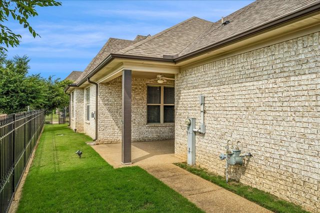 356 DOGWOOD VALLEY DR, Collierville, TN 38017