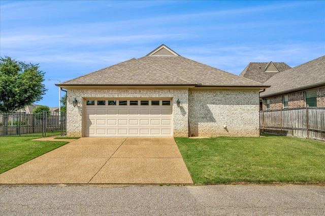 356 DOGWOOD VALLEY DR, Collierville, TN 38017