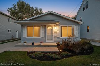 3560 Royal Avenue, Berkley, MI 48072