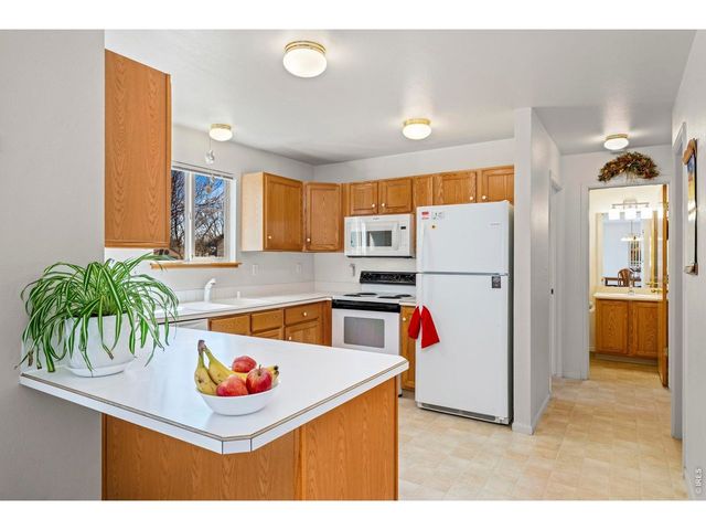 2410 Key Ct, Longmont, CO 80501