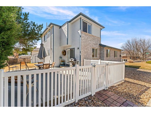 2410 Key Ct, Longmont, CO 80501