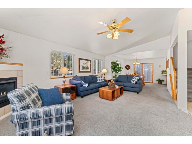 2410 Key Ct, Longmont, CO 80501