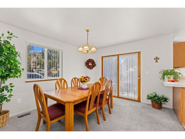 2410 Key Ct, Longmont, CO 80501